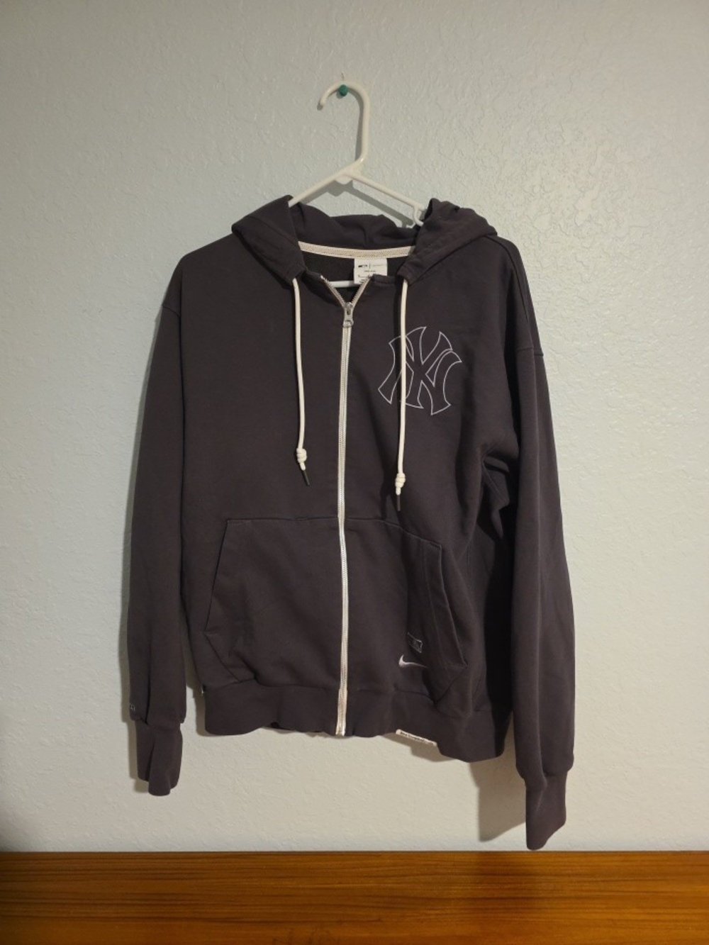 Nike MLB New York Yankees Black Zip-Up Hoodie with White Drawstrings